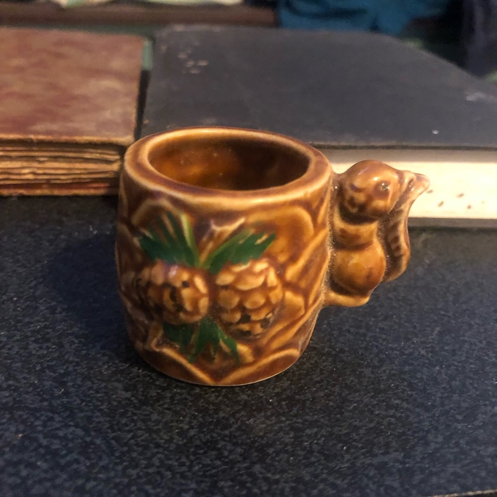Vintage Victoria Ceramics Japan mini squirrel and pine cone glazed mug